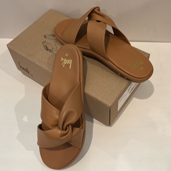 Last day to purchase!! BEEK Leather Piculet Sandals in Honey - Picture 4 of 10